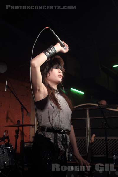 COMANECHI - 2012-03-30 - PARIS - La Chaufferie (du Moulin Rouge) - 